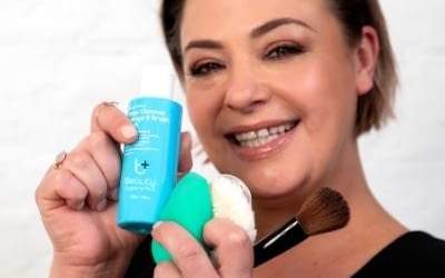 Lisa Armstrong – makeup, celebrity and beauty hygiene