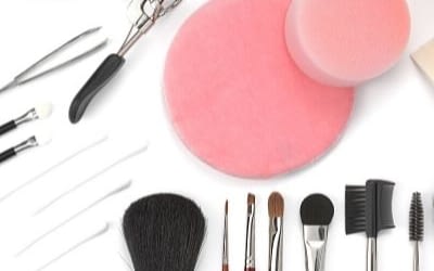 Essential makeup tools – how to look after them